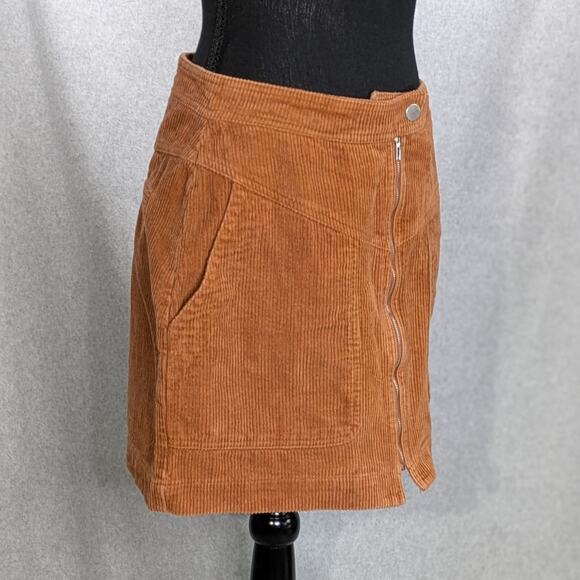 Gilli Corduroy Mini Skirt Brown Front Zip Up Pockets  Casual Womens Size Medium - Picture 9 of 15